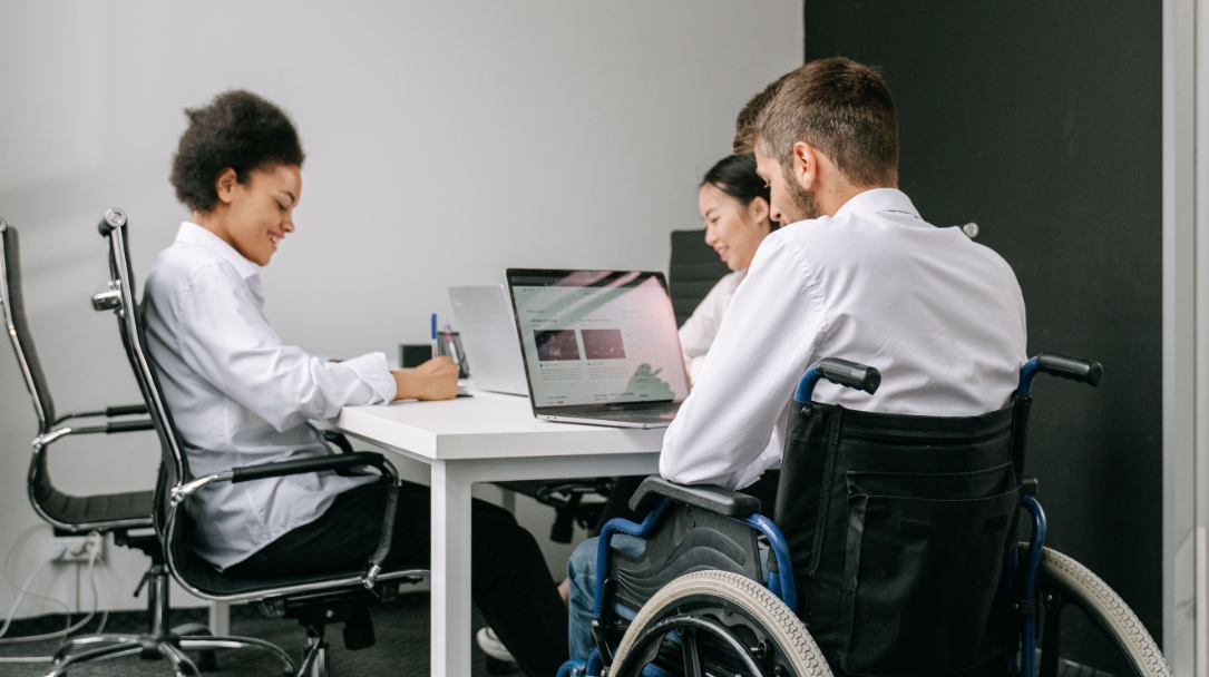 Inserción laboral de personas con discapacidad